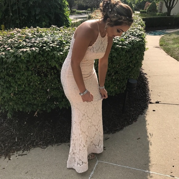 Elegant Cream Peach Lace Halter Dress - Picture 3 of 11